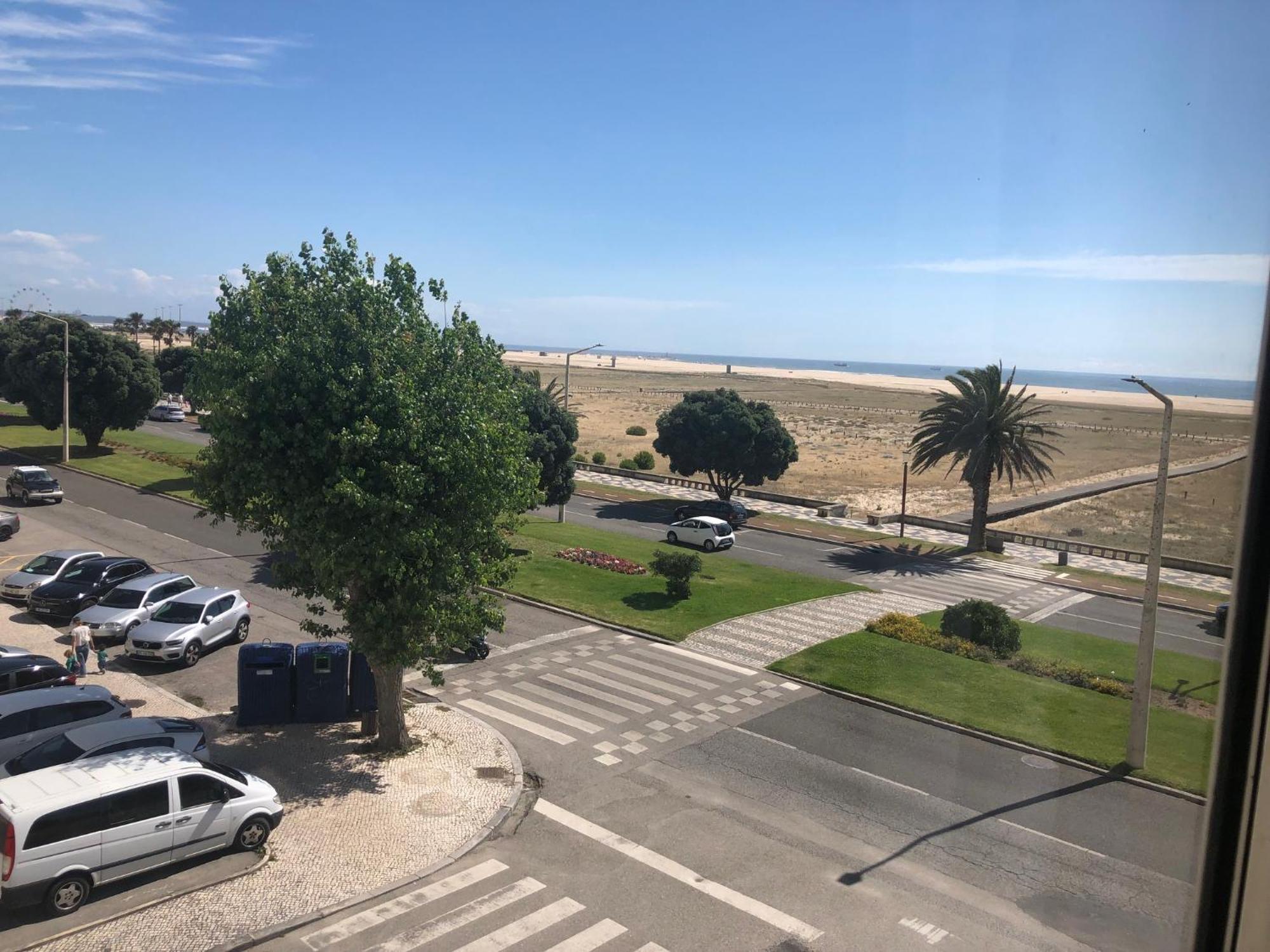 Casa Da Praia Com Tres Quartos - Figueira Foz Figueira da Foz Esterno foto
